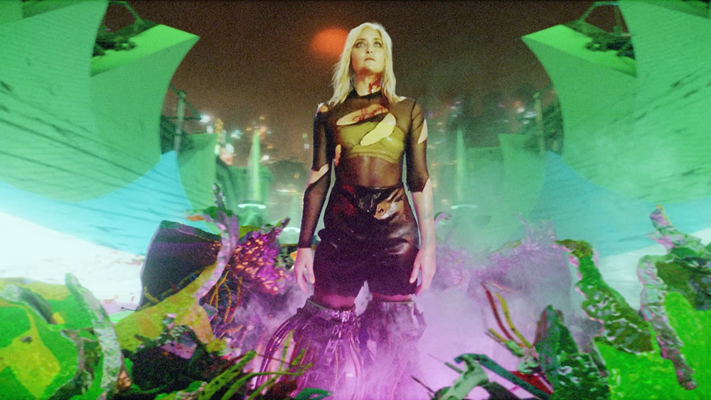 Carpenter Brut acelera con “Speed or Perish”: synthwave cyberpunk bien caótico