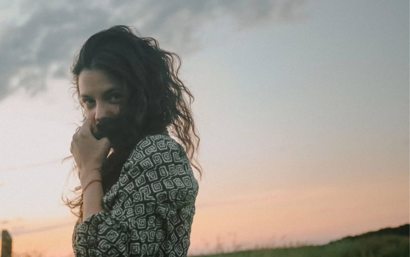 Madame Récamier suaviza la nostalgia con “Cursi Cool”