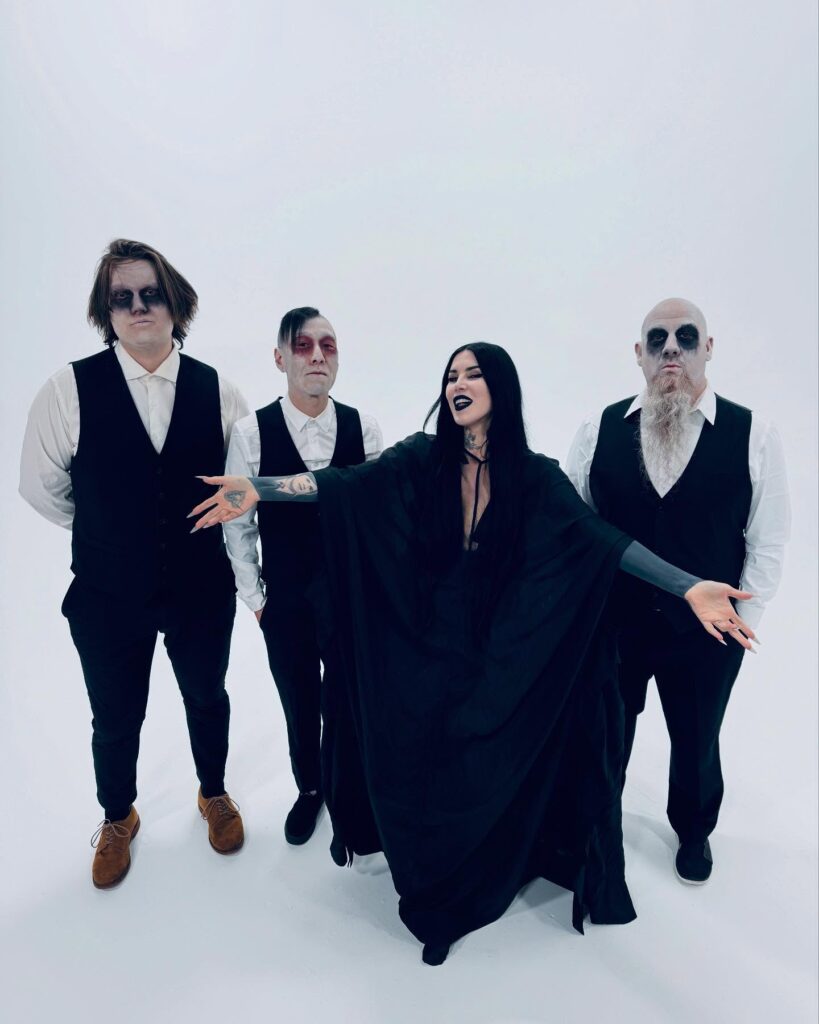 Dance ith the Dead con Kat Von D